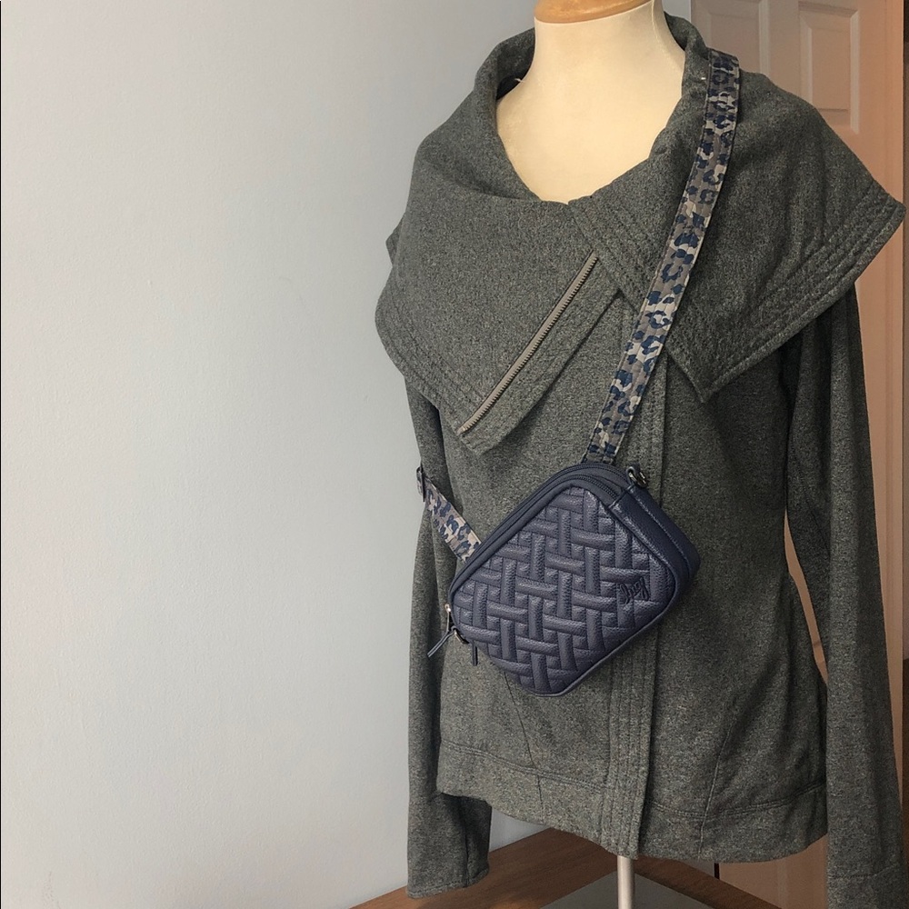 NWOT LUG Coupe VL Convertible Crossbody